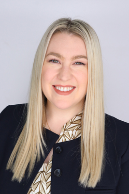 Brooke Magallanes headshot