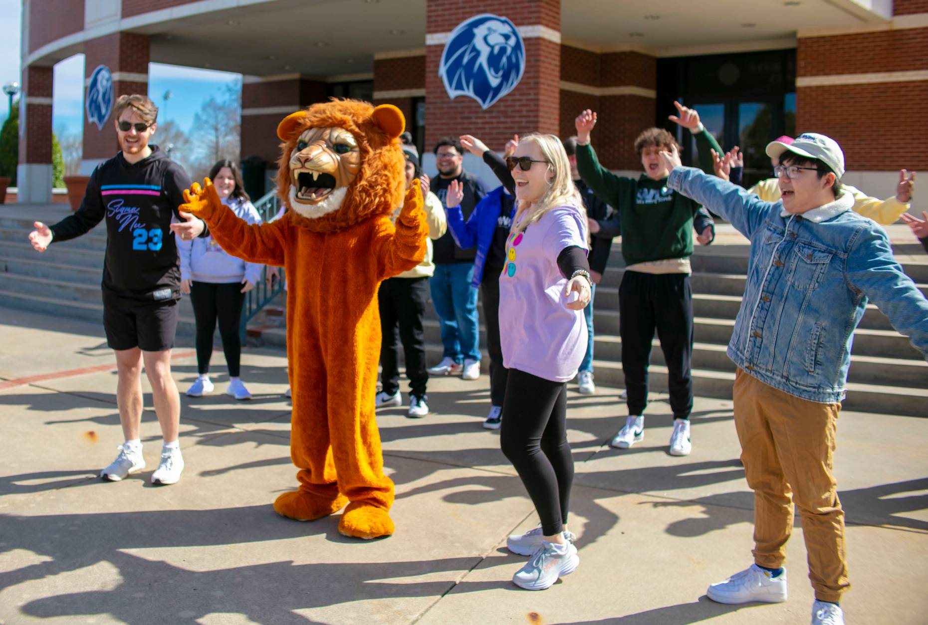 students dance at homecoming